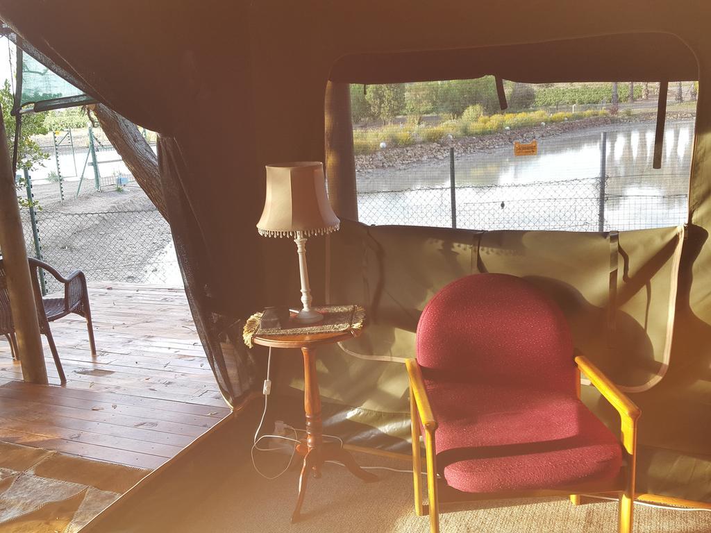 Hoopenburg Guesthouse Klapmuts エクステリア 写真