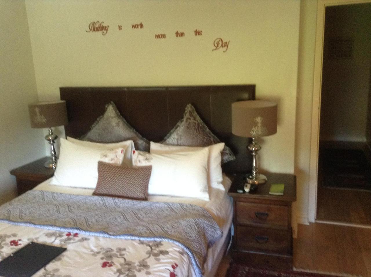 Hoopenburg Guesthouse Klapmuts エクステリア 写真