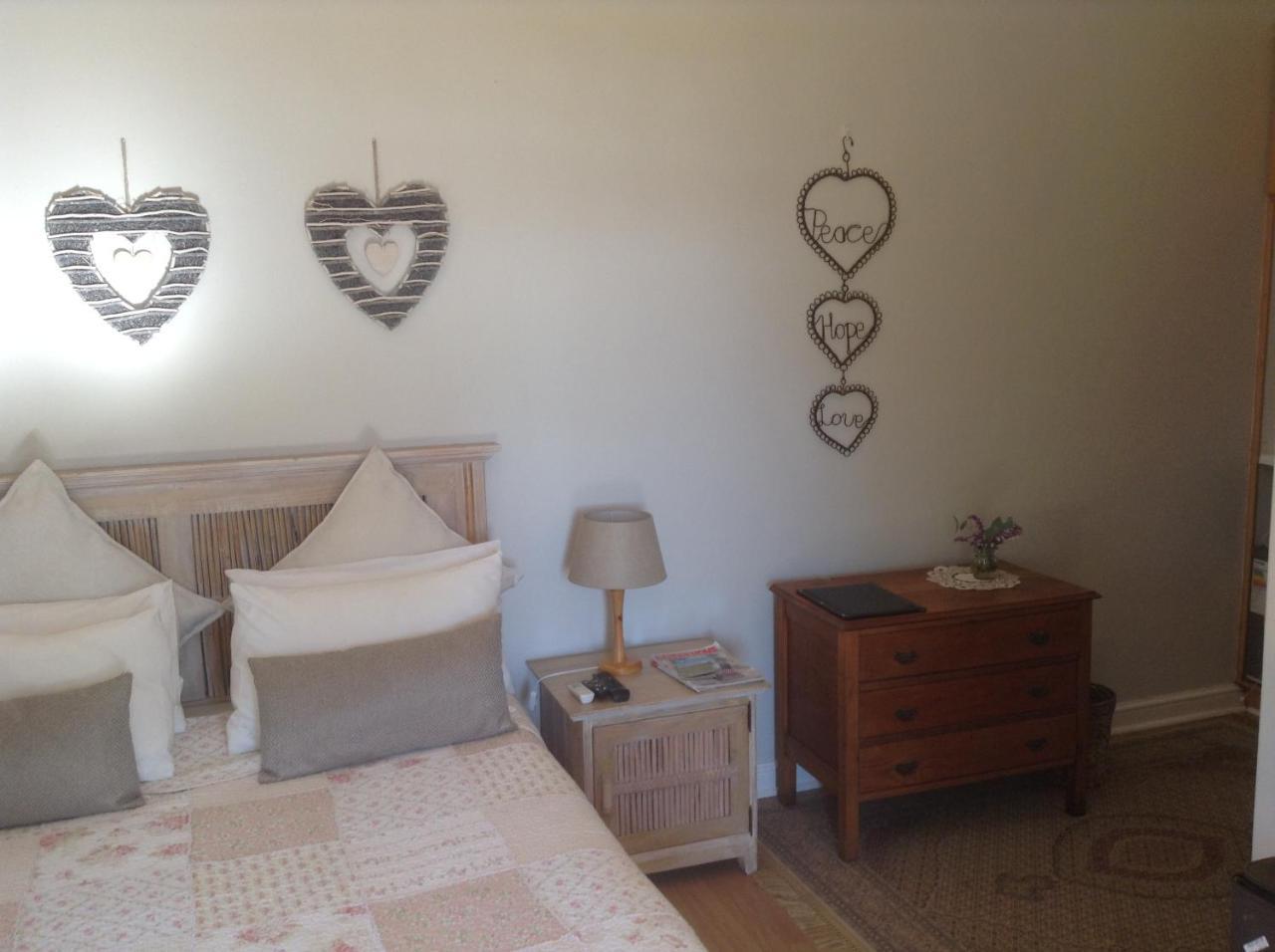 Hoopenburg Guesthouse Klapmuts エクステリア 写真