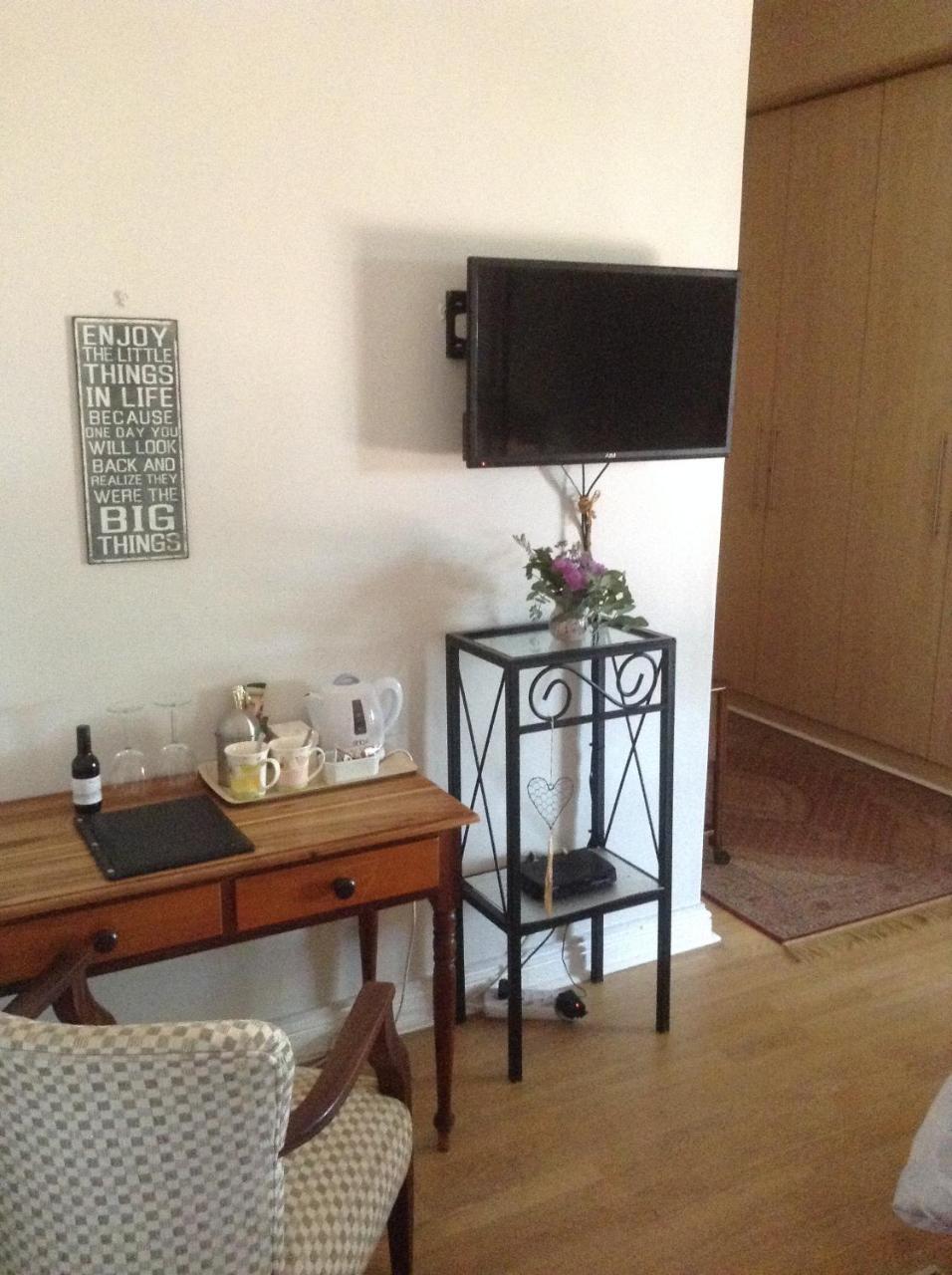 Hoopenburg Guesthouse Klapmuts エクステリア 写真